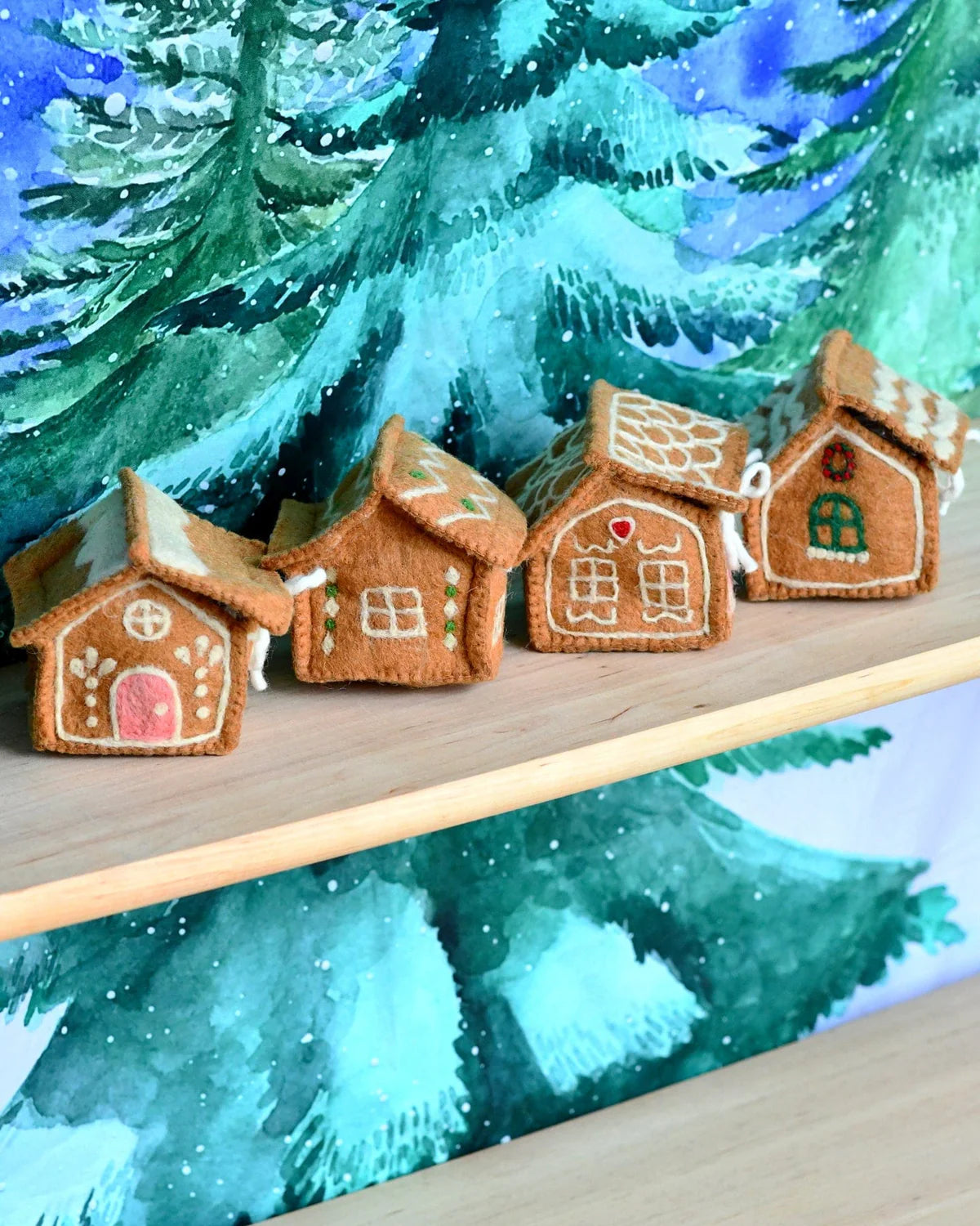 Tara Treasures | Felt Gingerbread House - Red Door