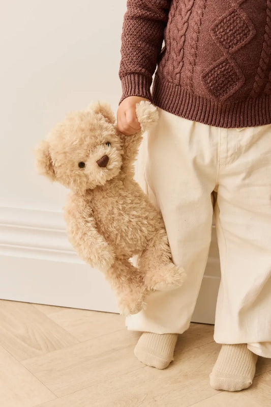 Jamie Kay | Arthur the Bear