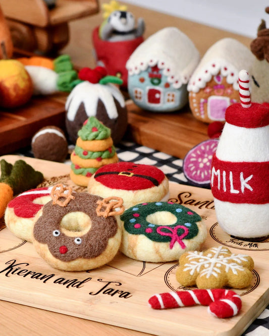 Tara Treasures | Felt Christmas Donut - Reindeer with Salted Pretzels