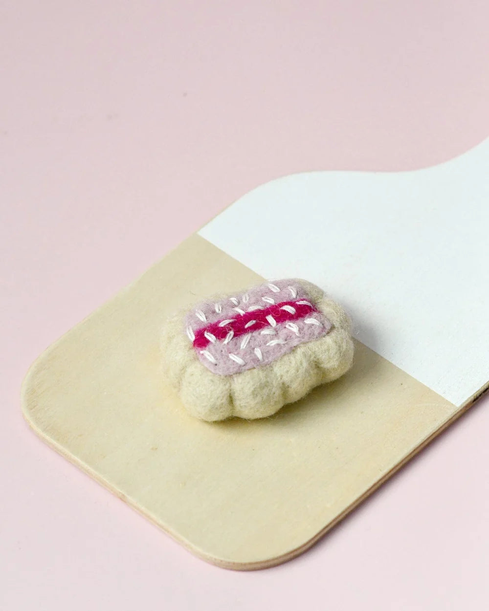 Tara Treasures | Felt Iced Vovo Biscuit
