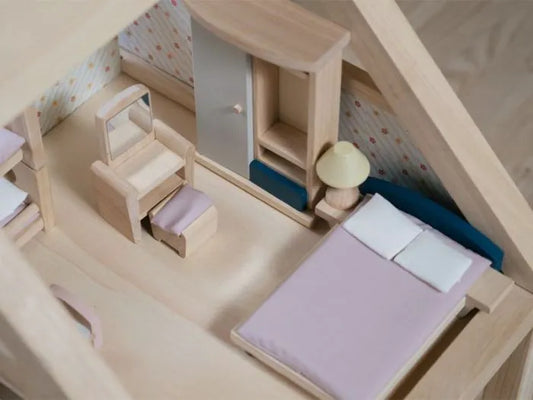 Plan Toys | Bedroom
