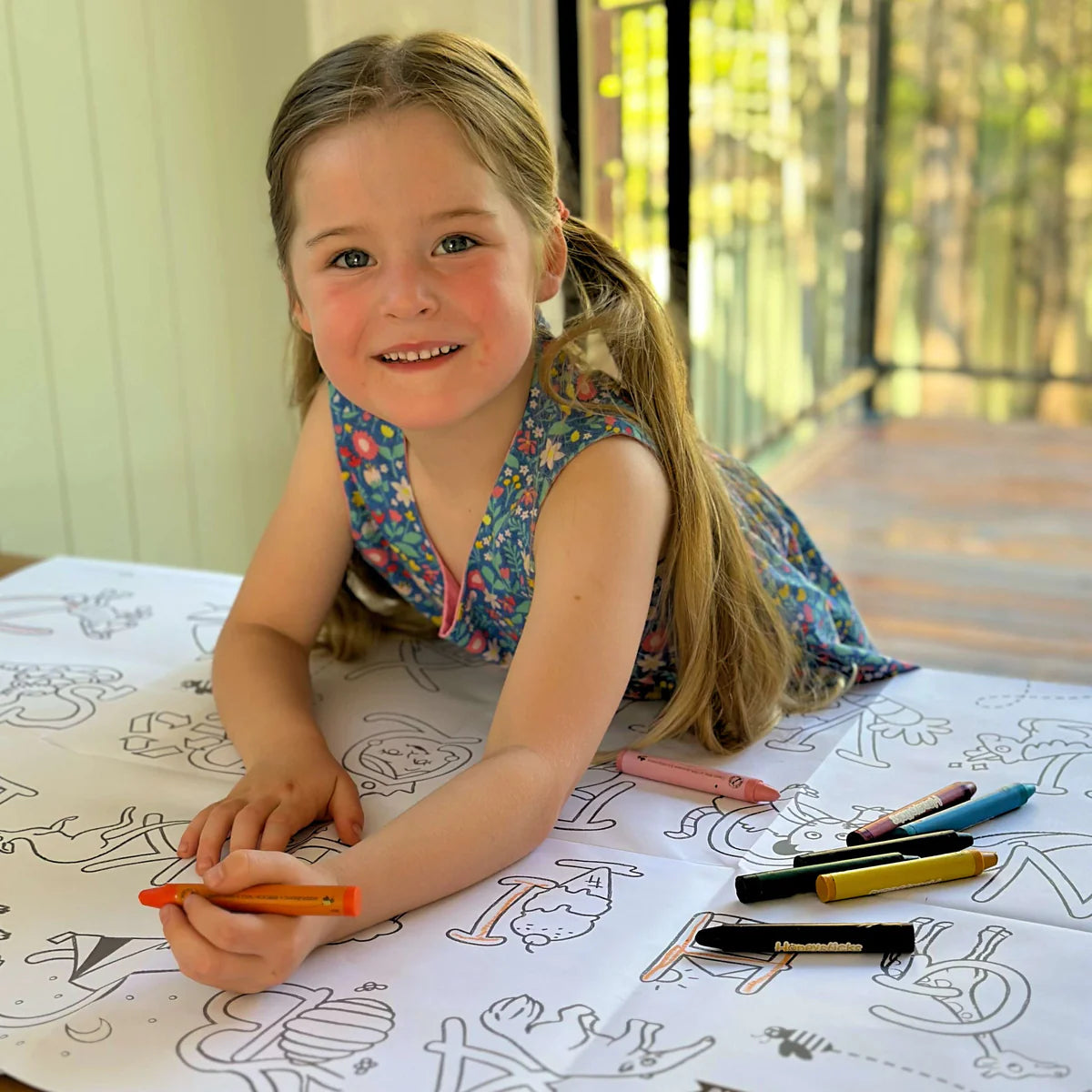 Honeysticks | Activity Set - Jumbo Posters & Crayons