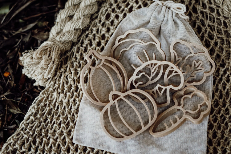 Kinfolk Pantry | Eco Cutter Set - Vegetable