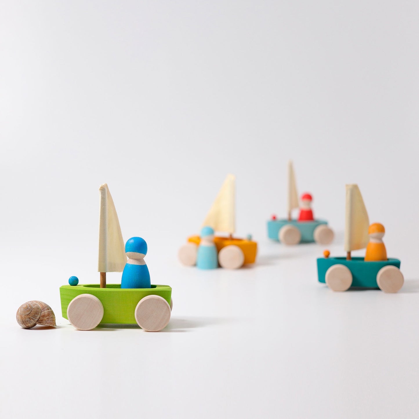 GRIMMS | Little Land Yachts