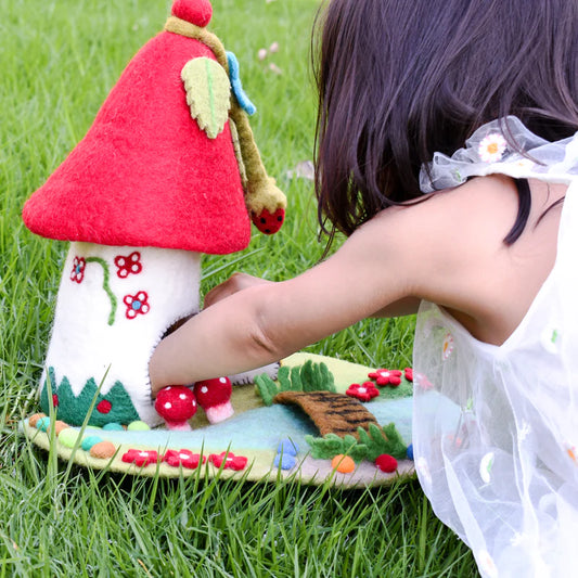 Tara Treasures | Fairies and Gnomes House - Red Roof