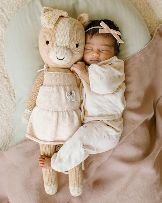 cuddle + kind | Kelsie the Pony