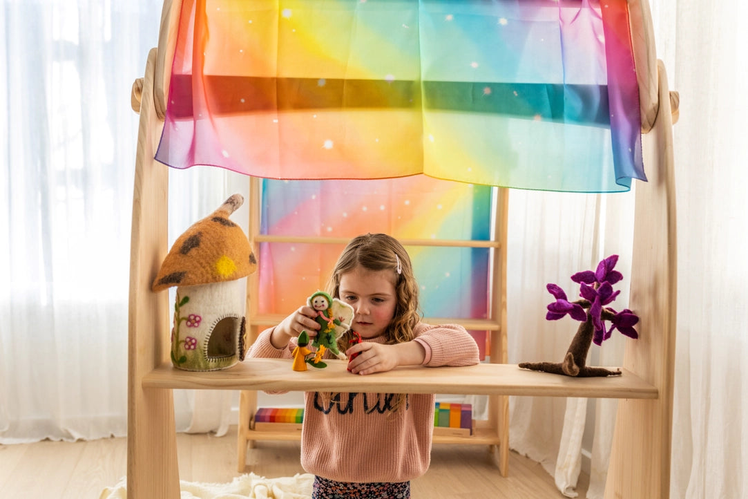 Play Silkies | Giant Magic Silk