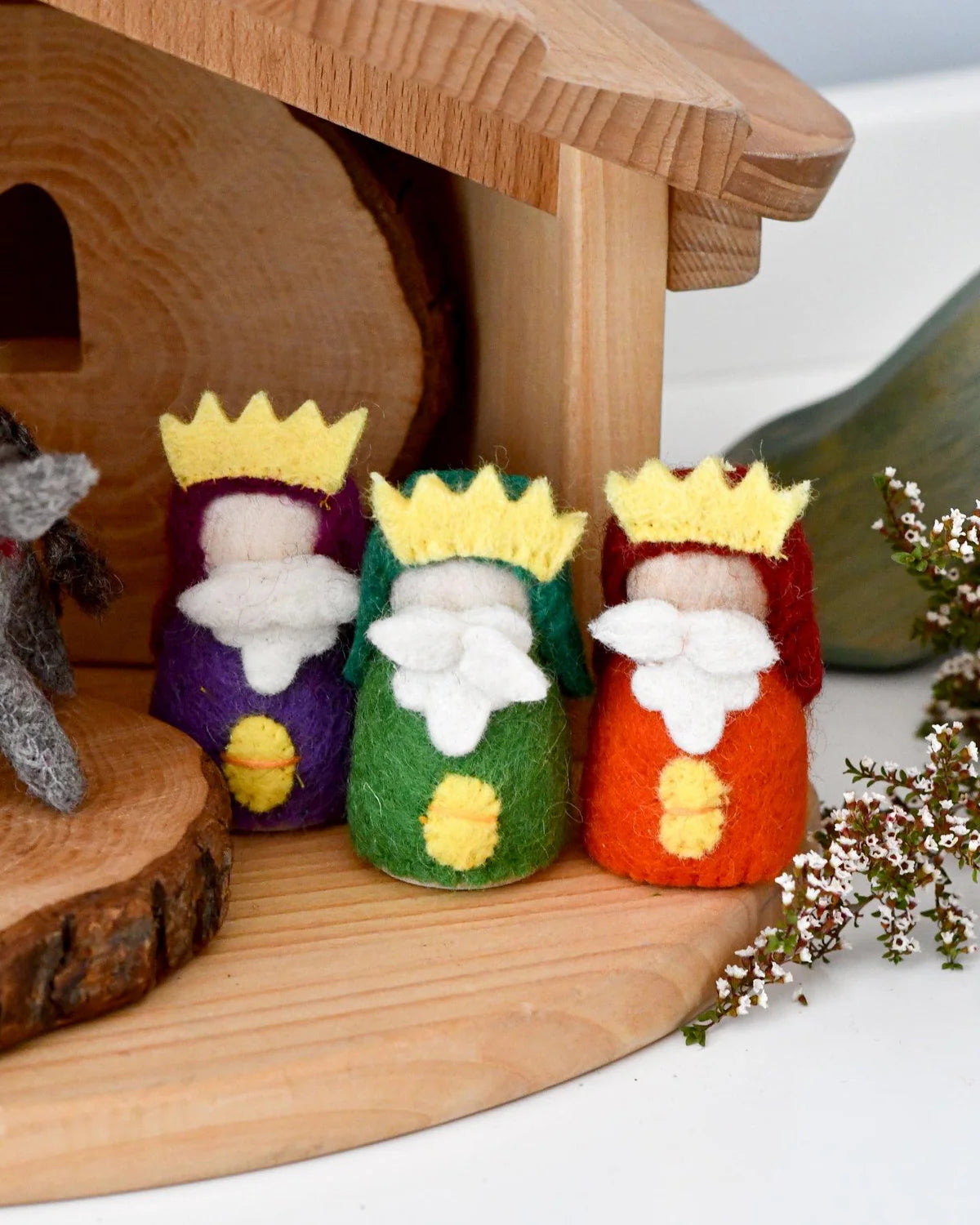 Tara Treasures | Felt Nativity Peg Dolls Set