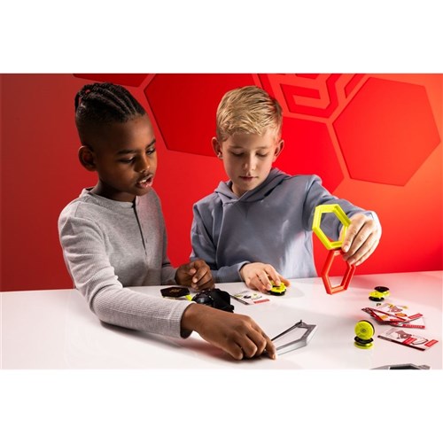 Fat Brain Toys | Magshuto Stunt Park