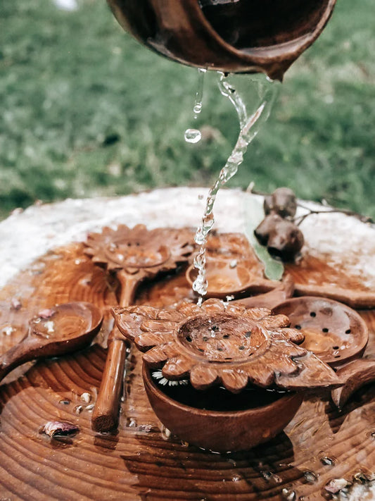 Wild Mountain Child | Daisy Strainer