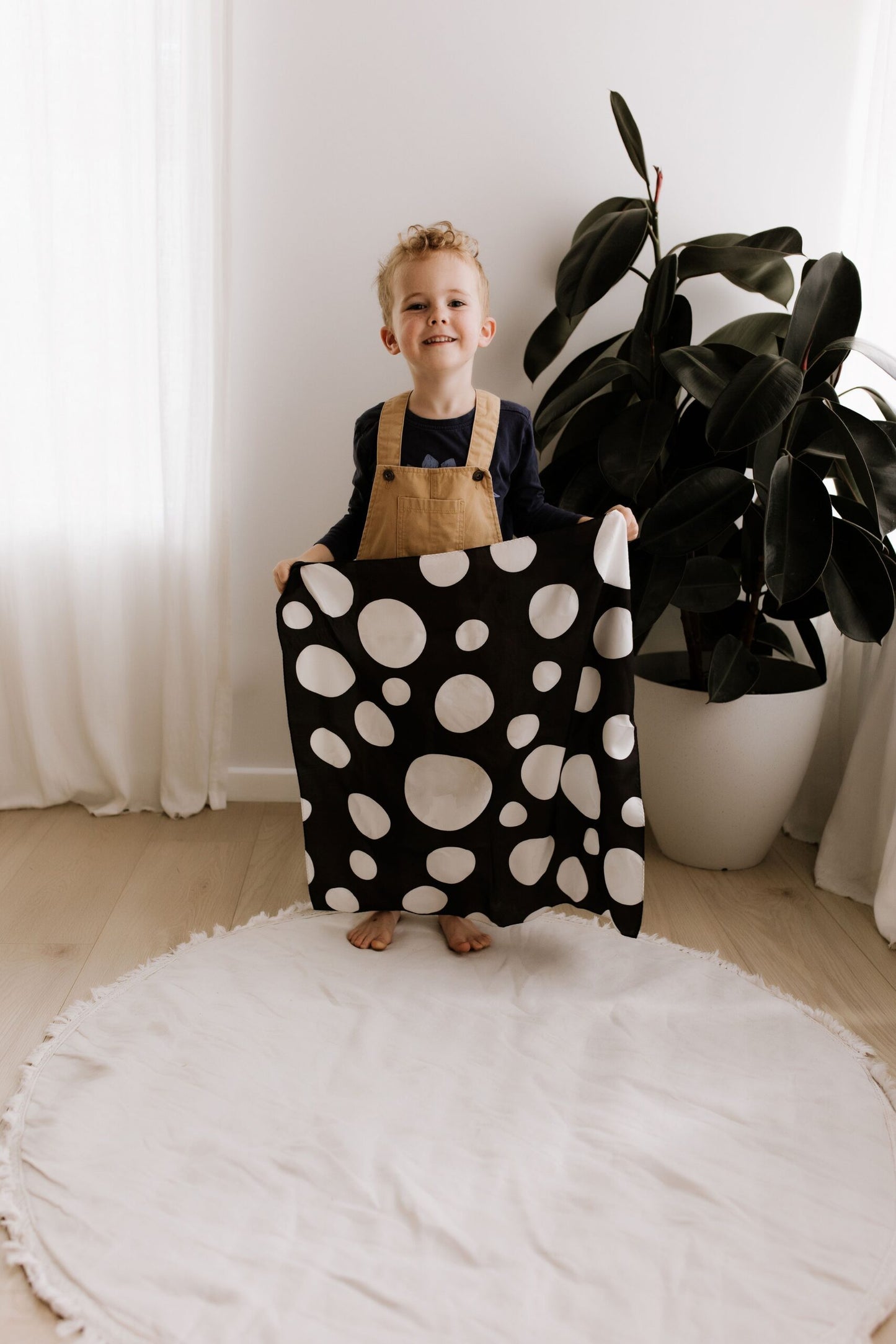 Play Silkies | High Contrast Play Silks (various)
