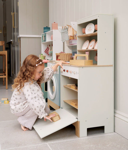 Tender Leaf | Kitchen Dresser & Dishwasher