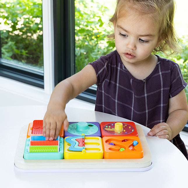 Fat Brain Toys | PlayTab: Modular Activity Board – Peach & Pip