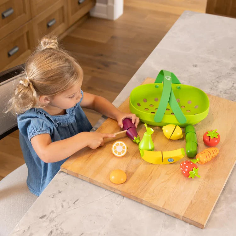 Fat Brain Toys | Pretendables - Fruit & Veggie Basket
