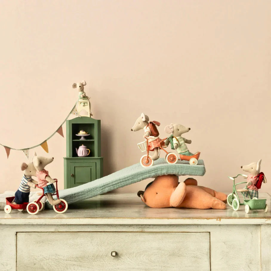 Maileg | Corner Cabinet (various)