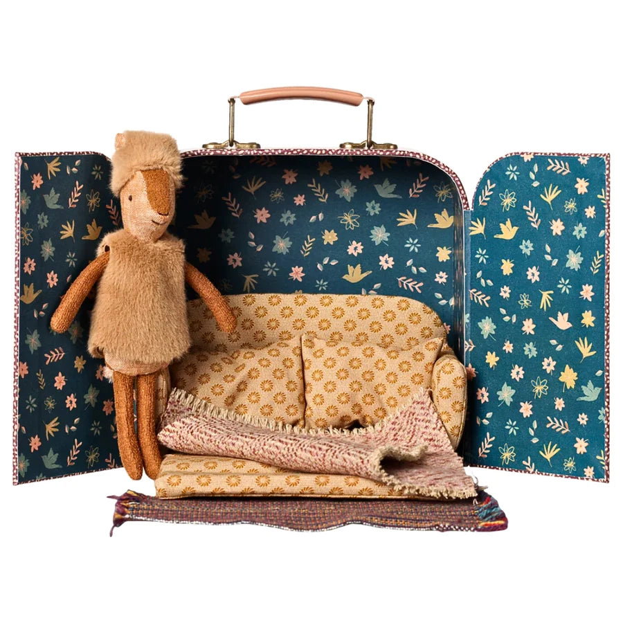 Maileg | Reindeer - Little Sister in Suitcase
