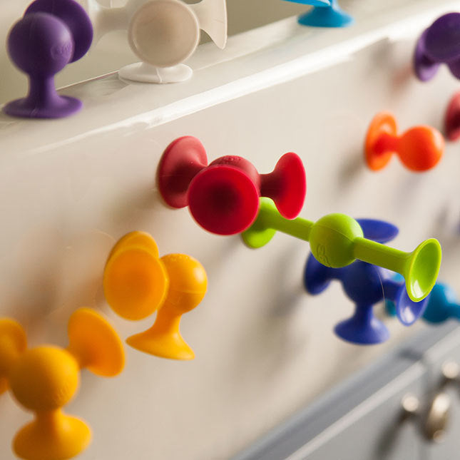 Fat Brain Toys | Squigz Deluxe Set