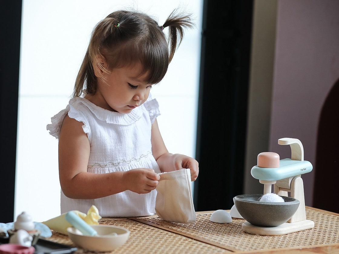 Plan Toys | Stand Mixer