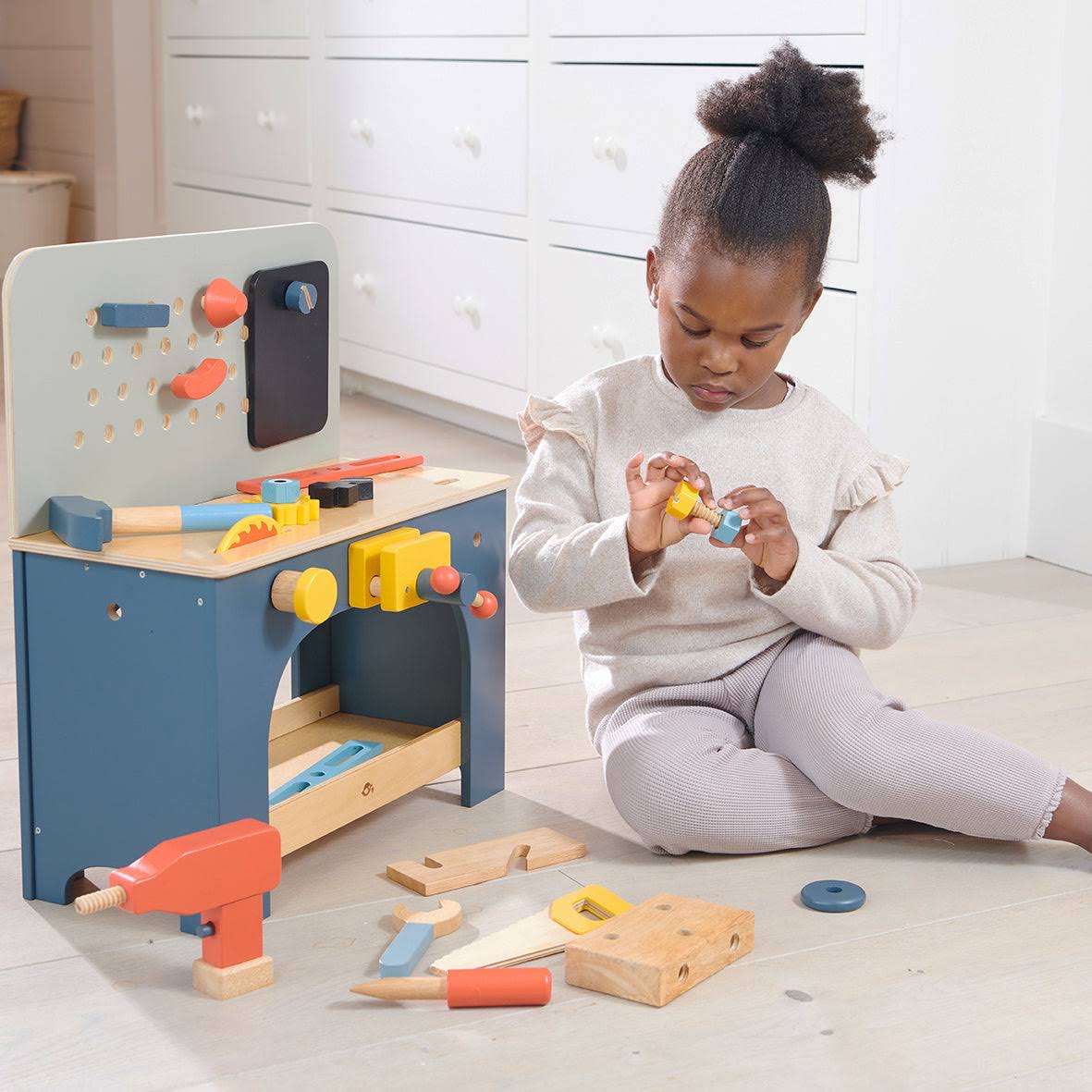 Tender Leaf | Table Top Tool Bench